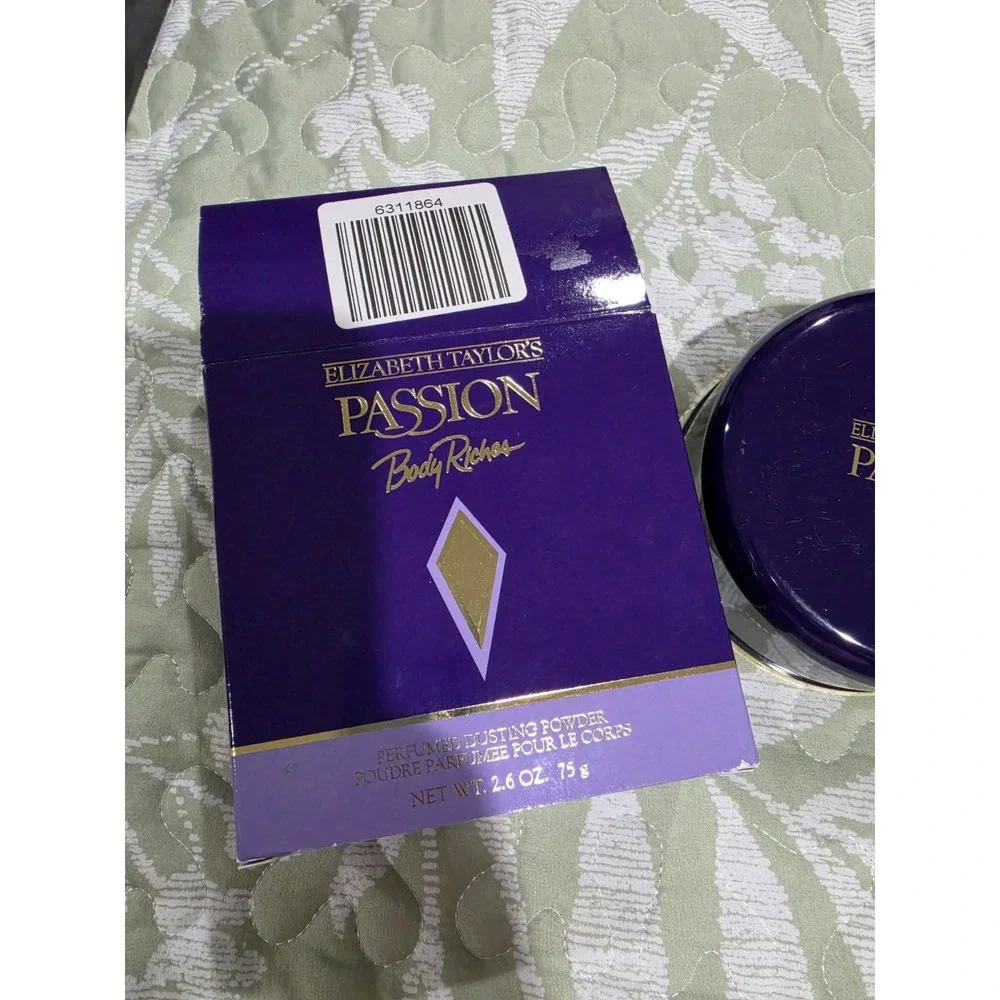 Elizabeth Taylor's Passion Body Riches  Perfumed Dusting Powder New